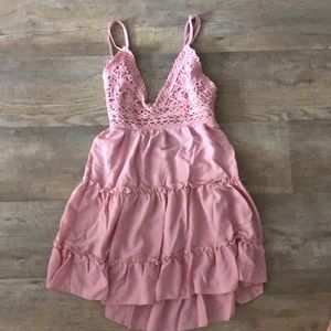 Pink flowy open back casual dress